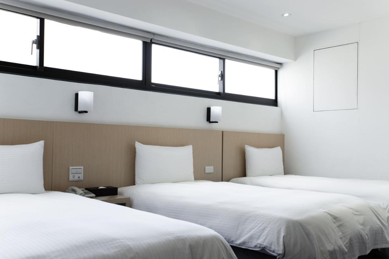 Hub Hotel - Songshan Airport Branch Taipei Exterior foto