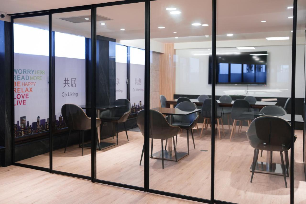 Hub Hotel - Songshan Airport Branch Taipei Exterior foto