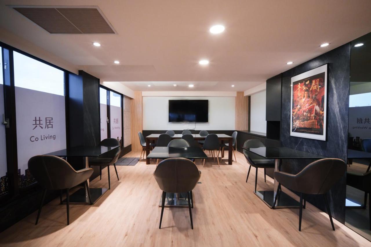 Hub Hotel - Songshan Airport Branch Taipei Exterior foto